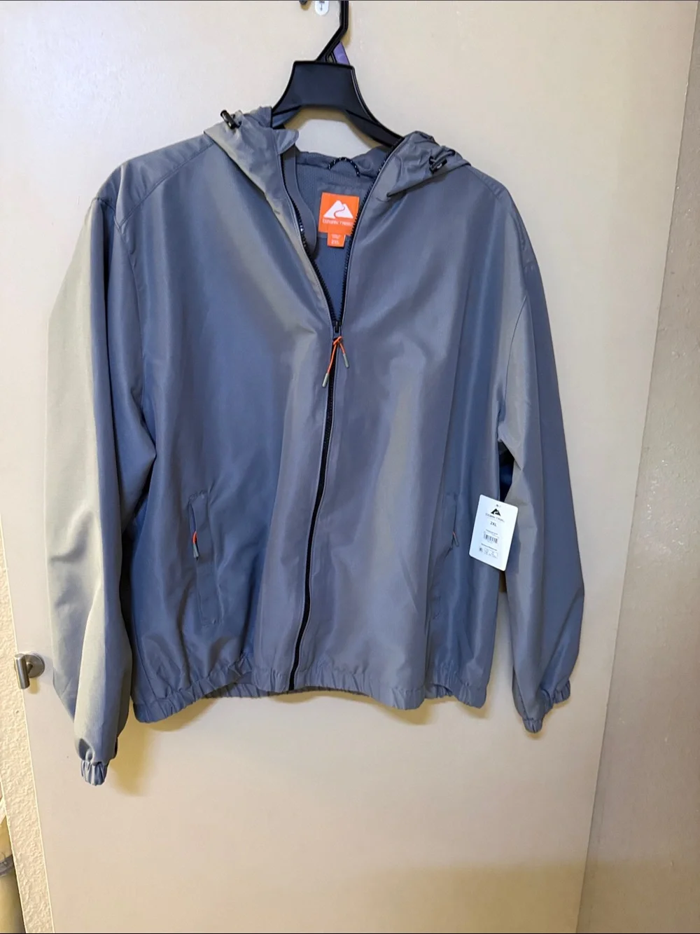 Ozark Trail men’s windbreaker jacket